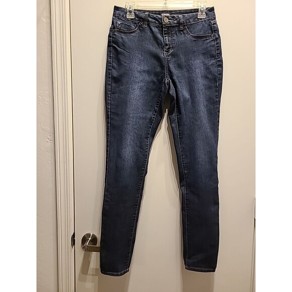 D. Jeans Denim - D. Jeans Women's Skinny Stretch Size 6 Midrise Jeans Bling